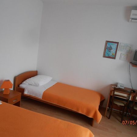 Hotel Metković מראה חיצוני תמונה