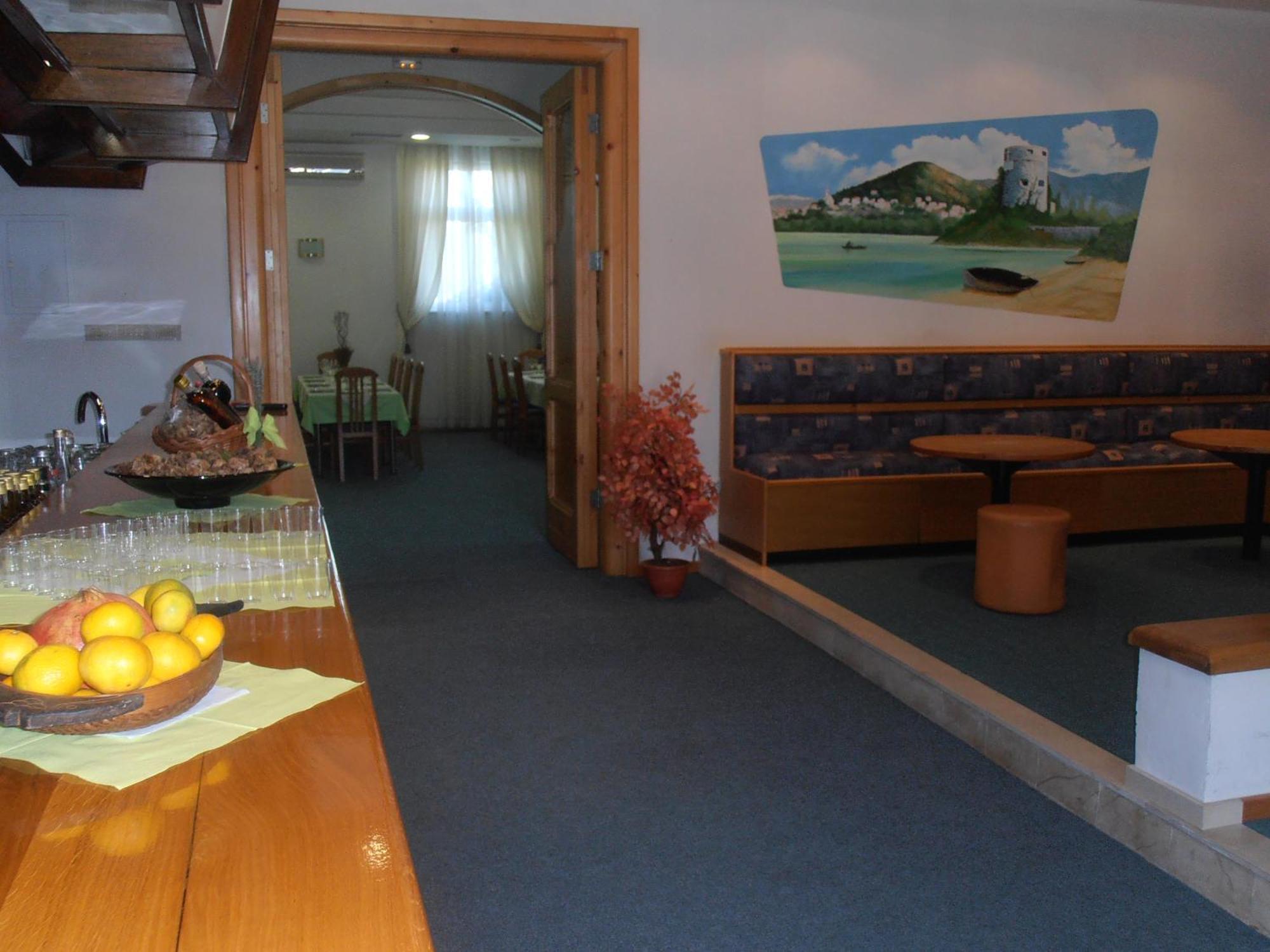 Hotel Metković מראה חיצוני תמונה