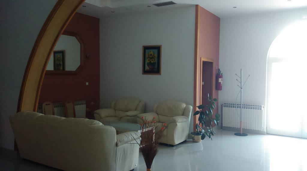 Hotel Metković מראה חיצוני תמונה