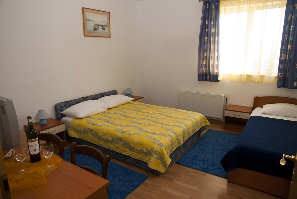 Hotel Metković מראה חיצוני תמונה