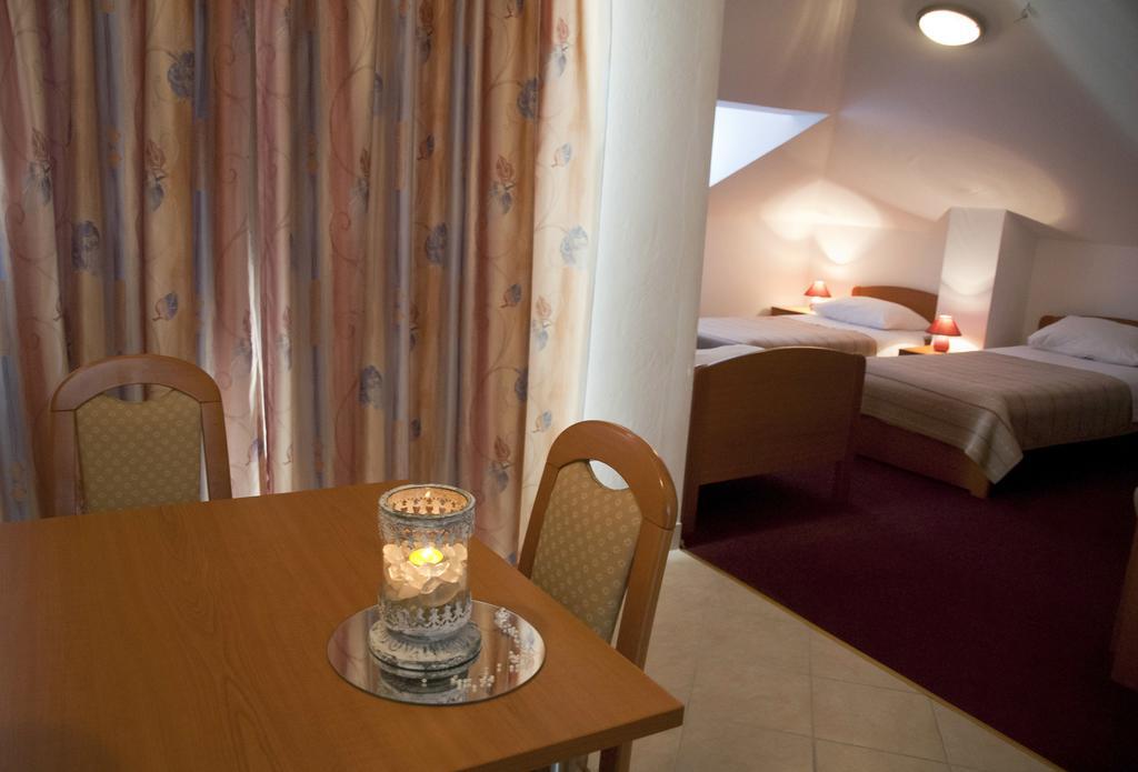 Hotel Metković מראה חיצוני תמונה