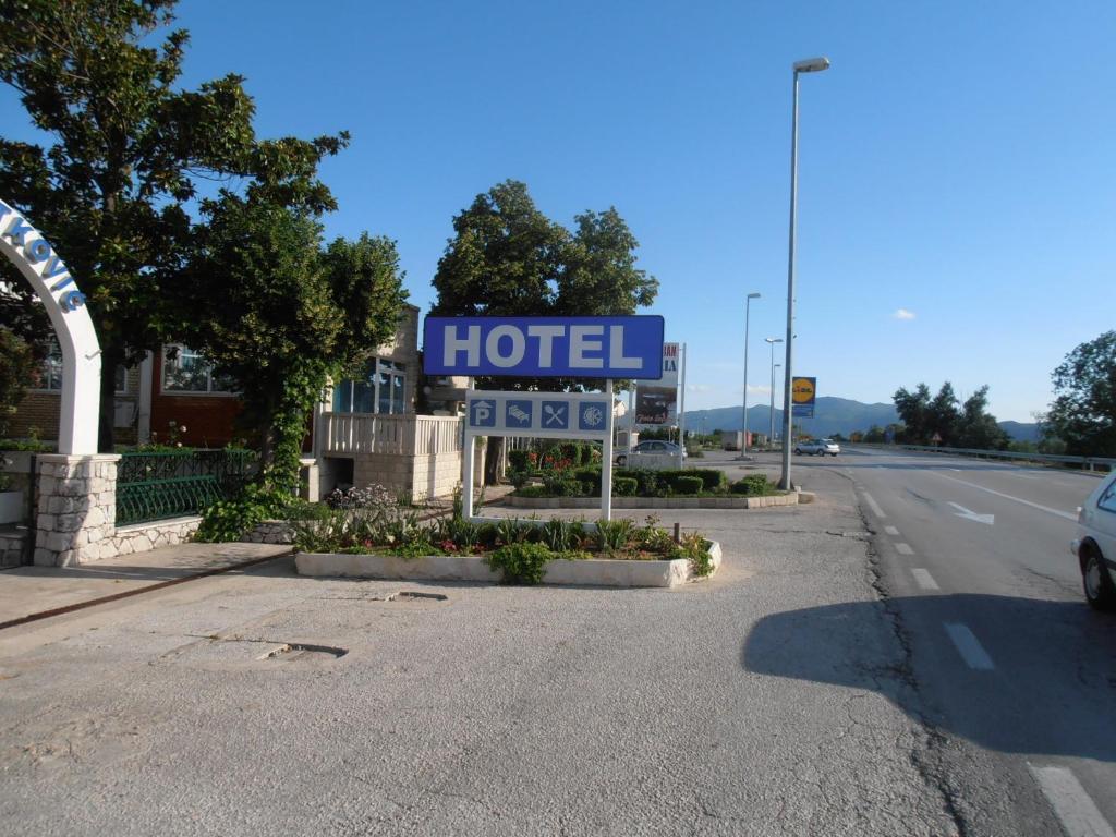 Hotel Metković מראה חיצוני תמונה